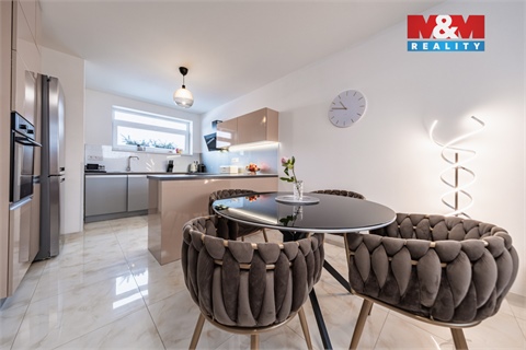 Prodej rodinného domu, 93 m² 6