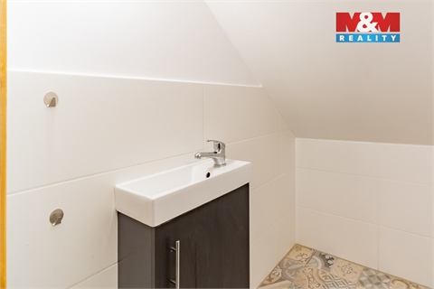 Prodej rodinného domu, 110 m² - 18