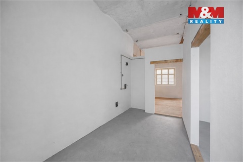 Prodej bytu 3+1, 72 m² - 22