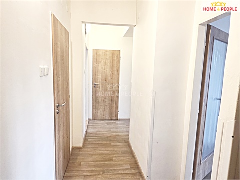 Pronájem bytu 3kk, 71 m² - 10
