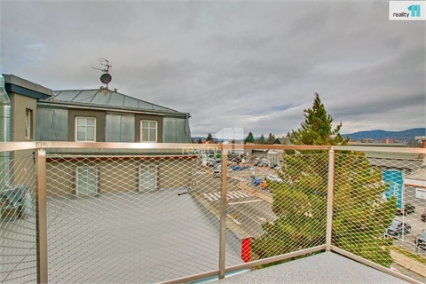 Pronájem bytu 1kk, 38 m² - 18