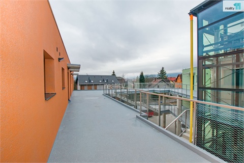 Pronájem bytu 1kk, 38 m² - 22