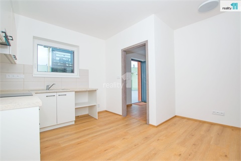 Pronájem bytu 1kk, 38 m² - 16