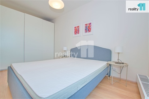 Pronájem bytu 2kk, 57 m² 12