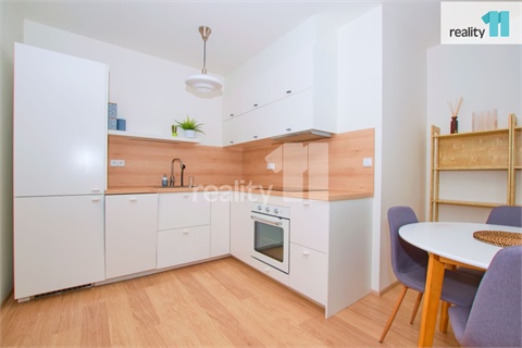 Pronájem bytu 2kk, 57 m² 2