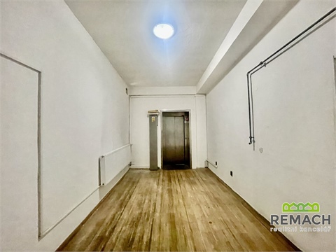 Pronájem skladu / haly, 950 m² - 8