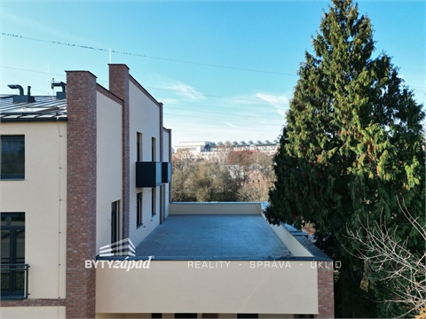 Pronájem bytu 2kk, 45 m² - 0