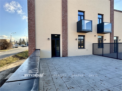 Pronájem bytu 2kk, 45 m² 2