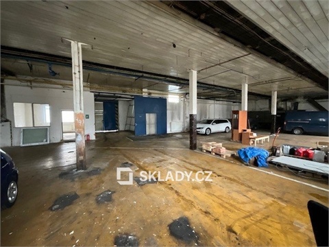Pronájem skladu / haly, 700 m² - 4
