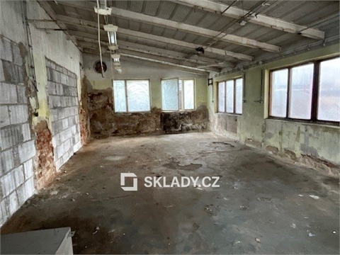 Pronájem skladu / haly, 700 m² 2