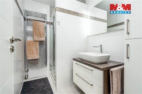 Prodej bytu 3+1, 64 m² 18