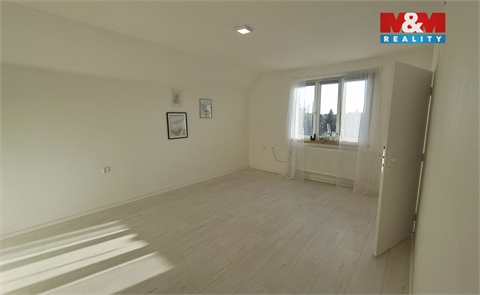 Prodej bytu 4+1, 87 m² 12