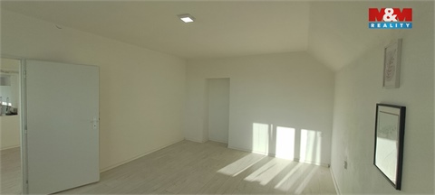 Prodej bytu 4+1, 87 m² - 10