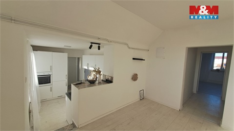 Prodej bytu 4+1, 87 m² 8