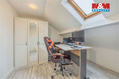 Prodej rodinného domu, 185 m² 4