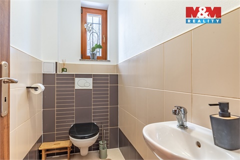 Prodej rodinného domu, 135 m² - 14