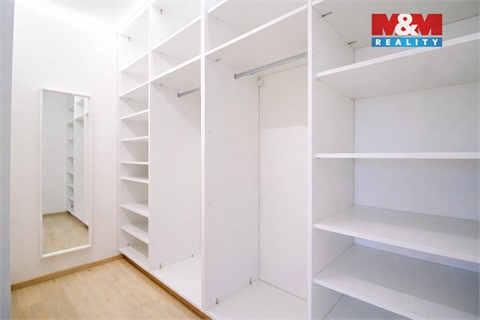 Prodej rodinného domu, 140 m² 10