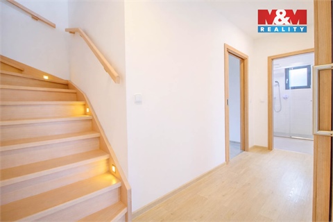 Prodej rodinného domu, 140 m² - 6