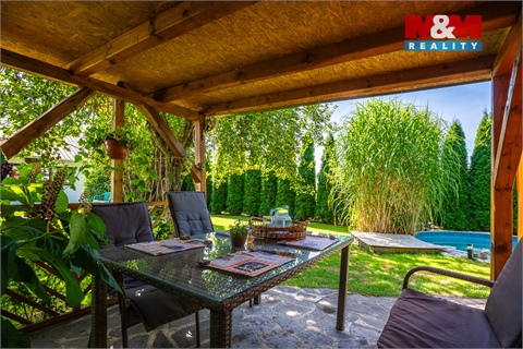 Prodej rodinného domu, 180 m² - 10