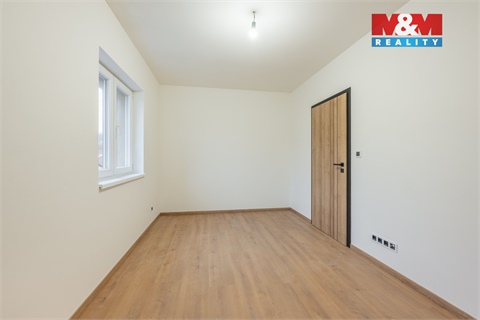 Prodej rodinného domu, 97 m² 6