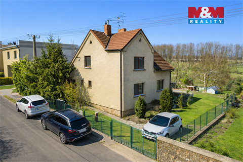 Prodej rodinného domu, 200 m² - 10