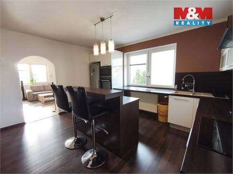 Prodej rodinného domu, 200 m² 4