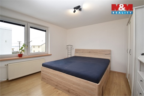 Prodej rodinného domu, 200 m² 10