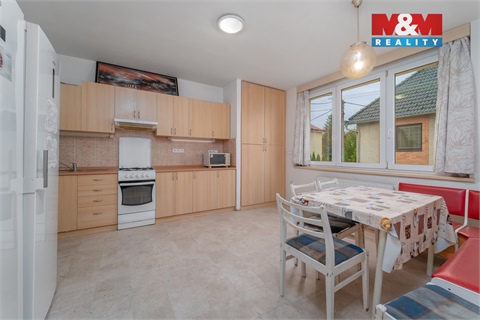 Prodej rodinného domu, 600 m² - 8