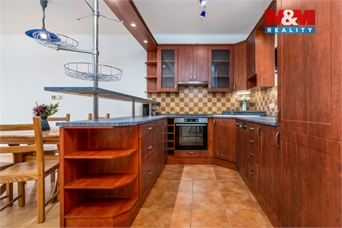 Prodej bytu 4kk, 134 m² 2