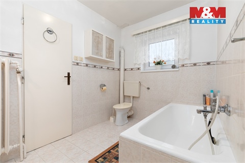 Prodej rodinného domu, 120 m² - 14