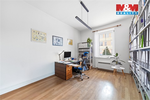 Prodej rodinného domu, 182 m² - 14