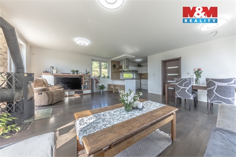 Prodej rodinného domu, 260 m² - 2