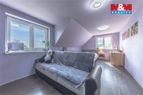 Prodej rodinného domu, 260 m² - 10