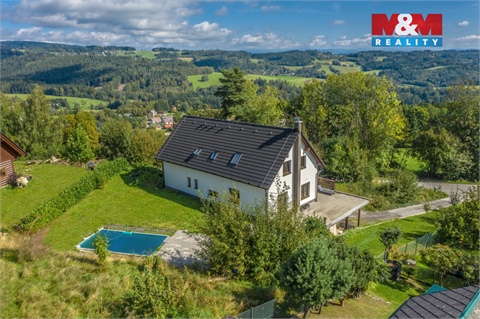 Prodej rodinného domu, 260 m² - 0