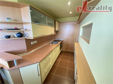 Pronájem bytu 2+1, 59 m² 0