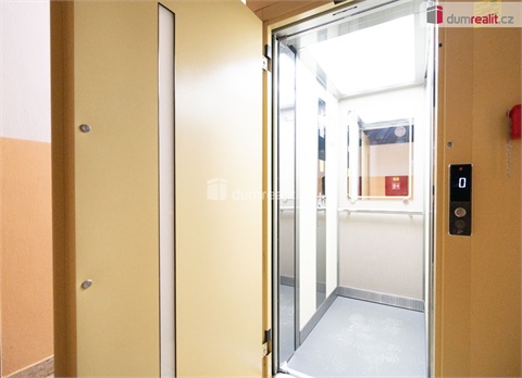 Prodej bytu 3+1, 72 m² 18