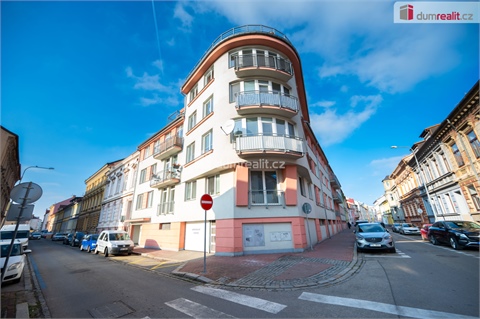 Prodej bytu 3kk, 94 m² 0