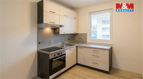 Prodej komerčního objektu, 254 m² 6