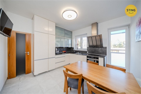 Prodej bytu 2+1, 66 m² 10