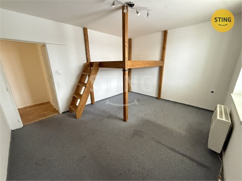 Pronájem bytu 1+1, 32 m² - 2