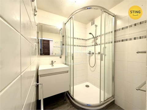 Pronájem bytu 3+1, 64 m² 0