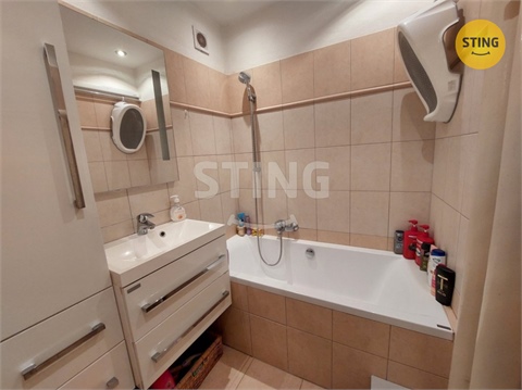 Prodej bytu 2+1, 60 m² 8