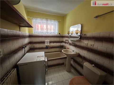 Prodej rodinného domu, 614 m² 4