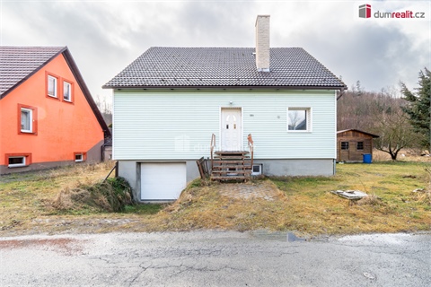 Prodej rodinného domu, 614 m² 2