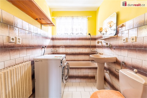 Prodej rodinného domu, 614 m² 16