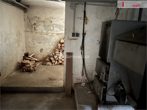 Prodej rodinného domu, 614 m² - 14