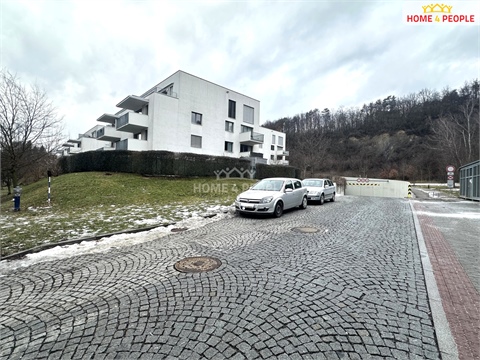 Pronájem bytu 4kk, 86 m² 0