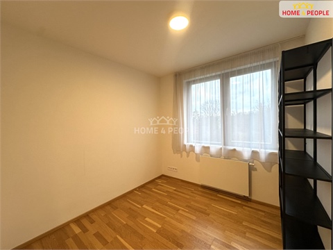 Pronájem bytu 4kk, 86 m² 10