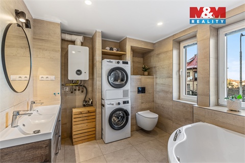 Prodej bytu 3kk, 60 m² - 2