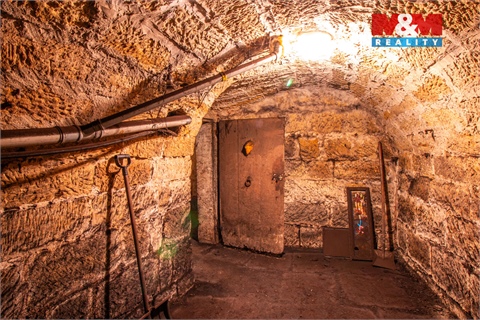 Prodej rodinného domu, 218 m² - 12